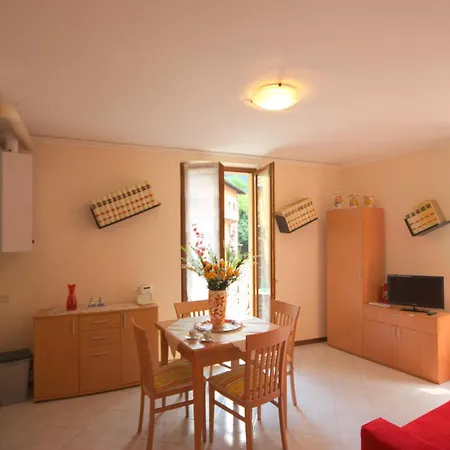 Peter Schubert Lägenhet *